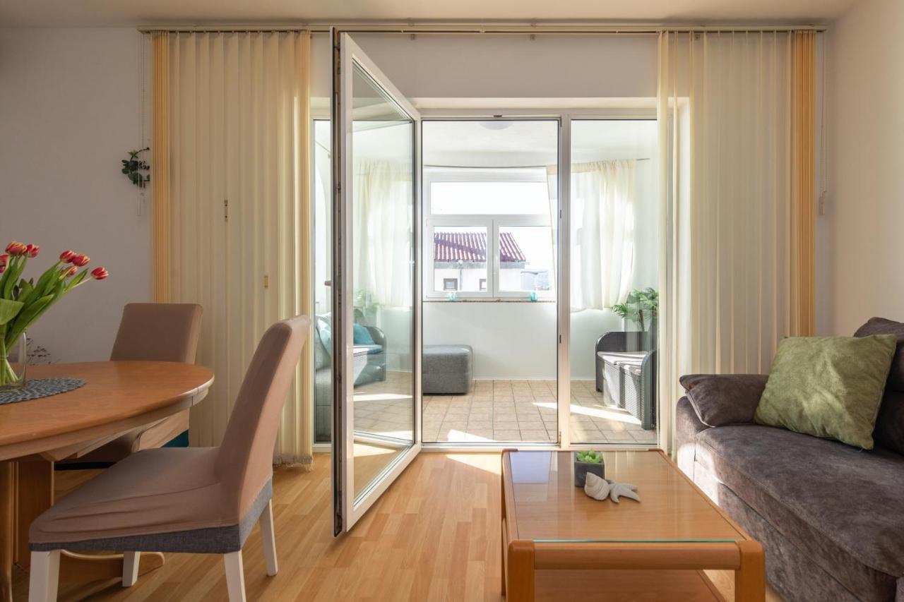 Apartment Filip Krk Town Exteriör bild